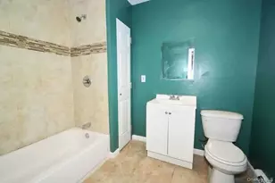 370 Clocks Blvd, Massapequa, NY 11758 - Photo 8