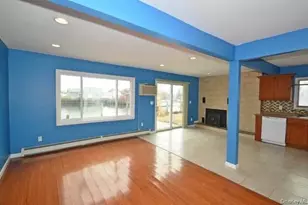 370 Clocks Blvd, Massapequa, NY 11758 - Photo 10