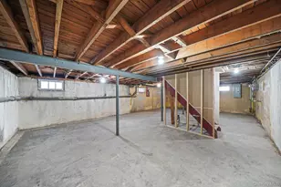 182 W 17th St, Deer Park, NY 11729 - Photo 24