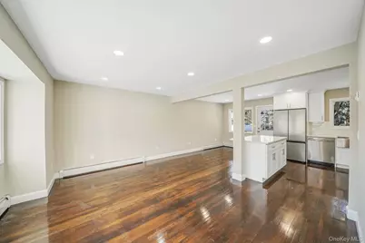 182 W 17th Street, Deer Park, NY 11729 - Photo 10