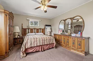 26 Margaret Rd, Massapequa, NY 11758 - Photo 14