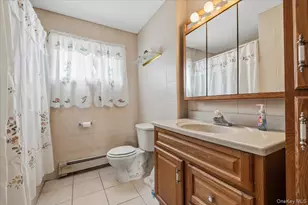 26 Margaret Rd, Massapequa, NY 11758 - Photo 18