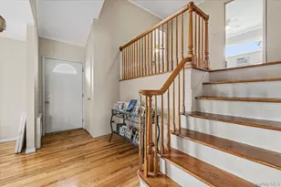 26 Margaret Rd, Massapequa, NY 11758 - Photo 2