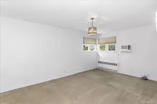 197 Stephen St, Levittown, NY 11756 - Photo 12