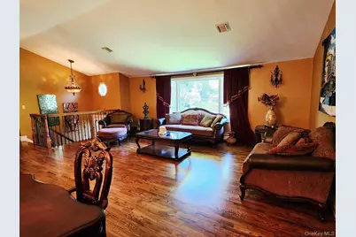 270 Bardonia Road, Nanuet, NY 10954 - Photo 4