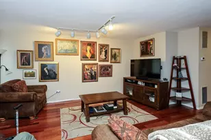 53 Villas Cir, Melville, NY 11747 - Photo 10