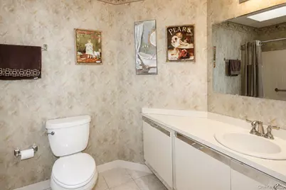 53 Villas Circle, Melville, NY 11747 - Photo 16