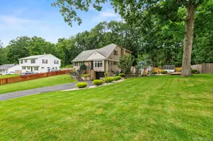 25 Birchwood Dr, Highland Mills, NY 10930 - Photo 2