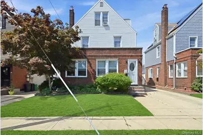 547 N 11th Street, New Hyde Park, NY 11040 - Photo 2
