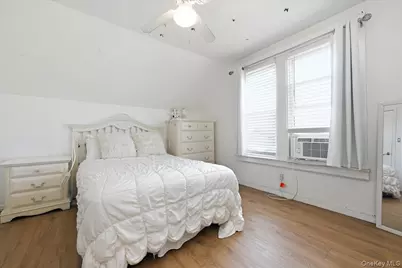 547 N 11th Street, New Hyde Park, NY 11040 - Photo 22