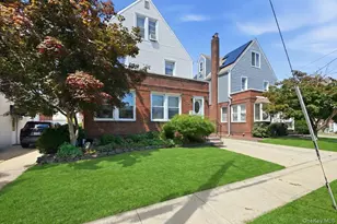 547 N 11th St, New Hyde Park, NY 11040 - Photo 1