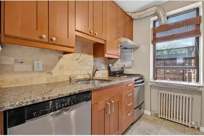 215-43 48th Ave #3E, Bayside, NY 11361 - Photo 8
