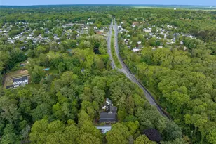 8 Woodstock Ct, Muttontown, NY 11771 - Photo 16