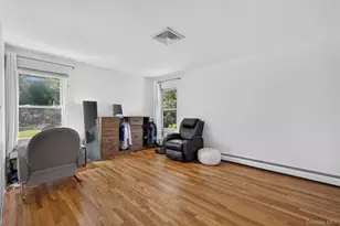 1171 Carlls Straight Path, Dix Hills, NY 11746 - Photo 18