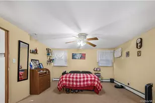 758 Wyngate Dr, Valley Stream, NY 11580 - Photo 12