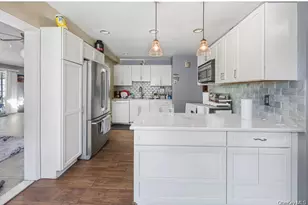 758 Wyngate Dr, Valley Stream, NY 11580 - Photo 6