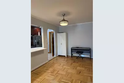 2944 Lurting Avenue, Bronx, NY 10469 - Photo 4