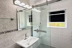 2944 Lurting Ave, Bronx, NY 10469 - Photo 14