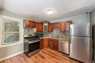 530 Washington Ave, Beacon, NY 12508 - Photo 2