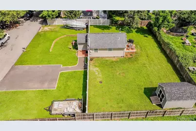 17 Connelly Drive, Lake Grove, NY 11755 - Photo 36