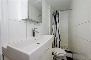 214 Beach 3rd, Far Rockaway, NY 11691 - Photo 10