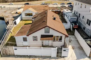 214 Beach 3rd, Far Rockaway, NY 11691 - Photo 1