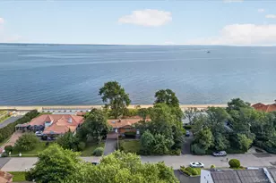 23 Eastland Dr, Glen Cove, NY 11542 - Photo 4