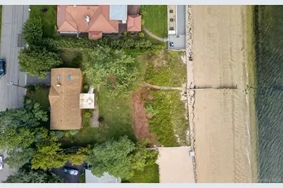 23 Eastland Drive, Glen Cove, NY 11542 - Photo 46