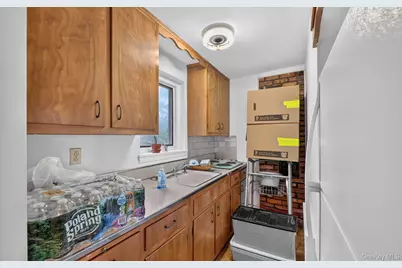 23 Eastland Drive, Glen Cove, NY 11542 - Photo 36
