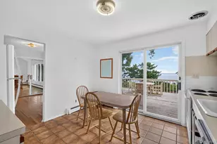 23 Eastland Dr, Glen Cove, NY 11542 - Photo 26