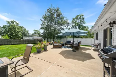 11 Pimlico Drive, Commack, NY 11725 - Photo 18