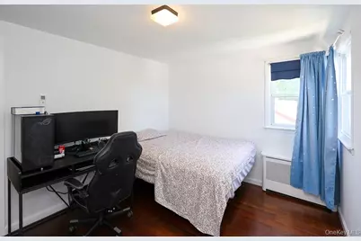 844 Hemlock Street, Franklin Square, NY 11010 - Photo 24