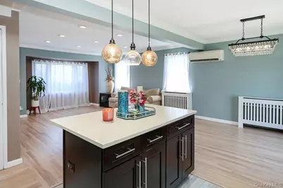 844 Hemlock Street, Franklin Square, NY 11010 - Photo 12