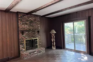 16 Herrick Ave, Dix Hills, NY 11746 - Photo 6