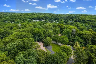 10 Williamsburg Dr, Northport, NY 11768 - Photo 44