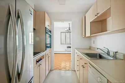 500 Central Park Avenue #145, Scarsdale, NY 10583 - Photo 10