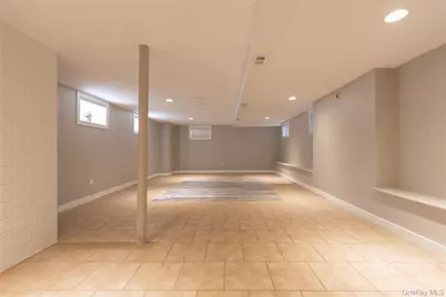 191 Beach 140th Street, Rockaway Park, NY 11694 - Photo 24