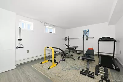 351 Hewlett Parkway, Hewlett, NY 11557 - Photo 16