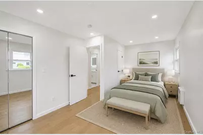 10 York Street, Hicksville, NY 11801 - Photo 14