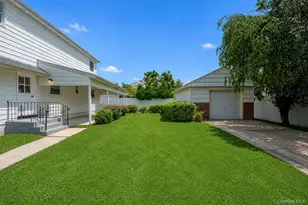 10 York St, Hicksville, NY 11801 - Photo 20