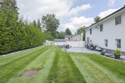 395 Ehrhardt Road, Pearl River, NY 10965 - Photo 28