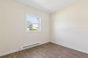 91 Circle Dr W, Patchogue, NY 11772 - Photo 16
