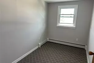 360 West Dr, Copiague, NY 11726 - Photo 14