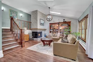 22 Larkspur Dr, West Islip, NY 11795 - Photo 6