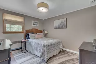 22 Larkspur Dr, West Islip, NY 11795 - Photo 24
