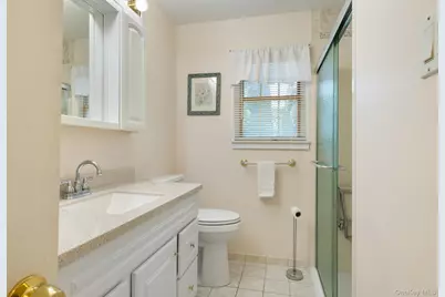 3848 Cordwood Lane, Seaford, NY 11783 - Photo 10