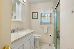 3848 Cordwood Ln, Seaford, NY 11783 - Photo 10