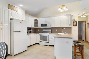 3848 Cordwood Ln, Seaford, NY 11783 - Photo 8