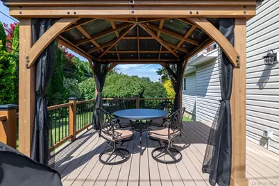 3848 Cordwood Lane, Seaford, NY 11783 - Photo 30