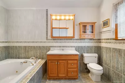 3848 Cordwood Lane, Seaford, NY 11783 - Photo 16